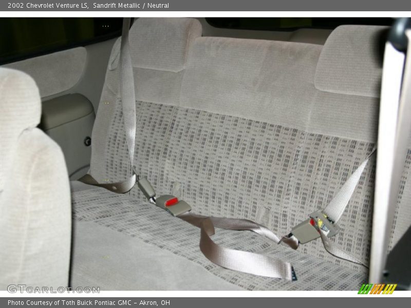 Sandrift Metallic / Neutral 2002 Chevrolet Venture LS