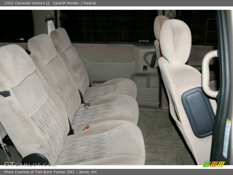 Sandrift Metallic / Neutral 2002 Chevrolet Venture LS