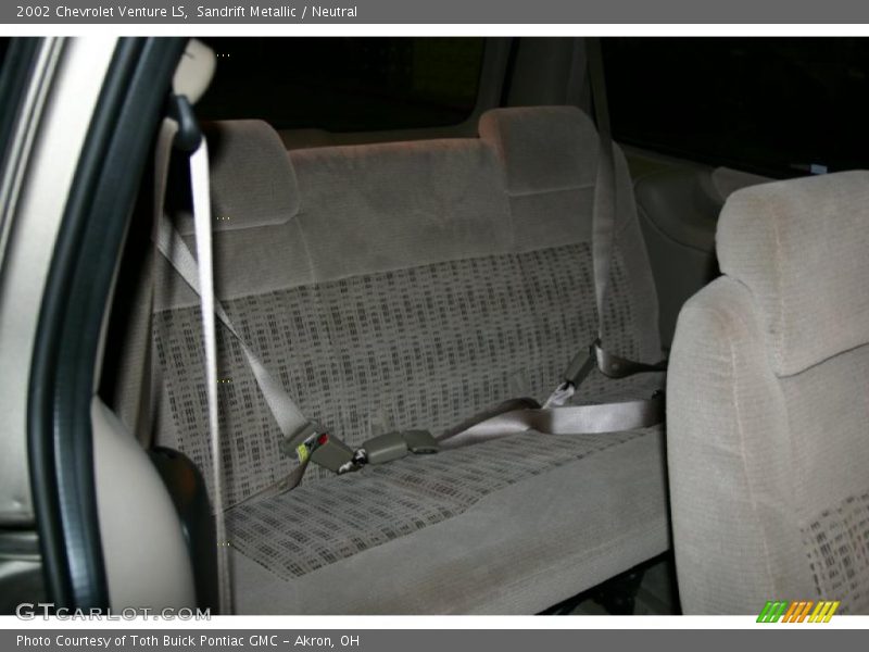 Sandrift Metallic / Neutral 2002 Chevrolet Venture LS