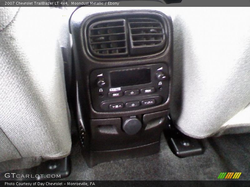 Moondust Metallic / Ebony 2007 Chevrolet TrailBlazer LT 4x4