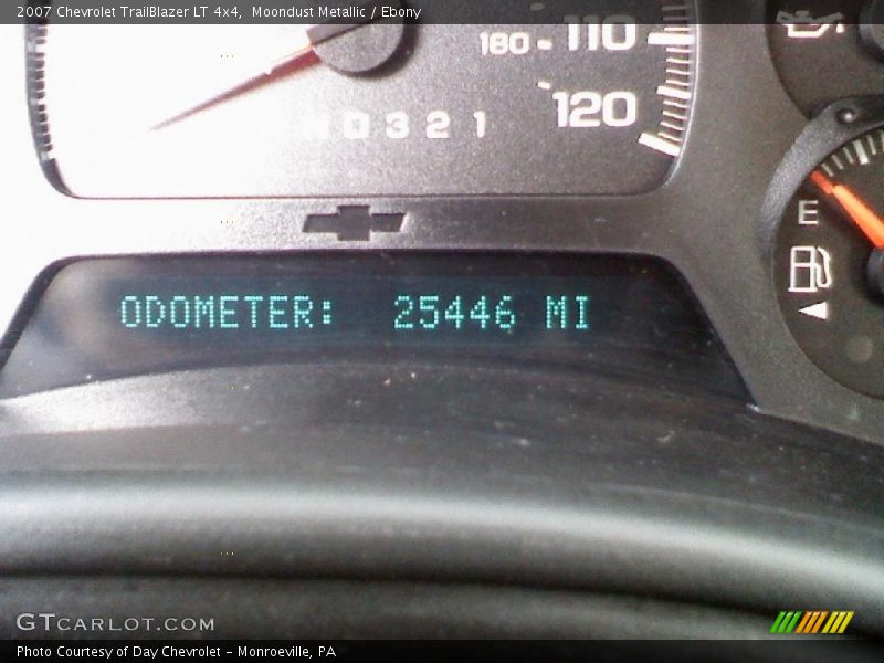 Moondust Metallic / Ebony 2007 Chevrolet TrailBlazer LT 4x4