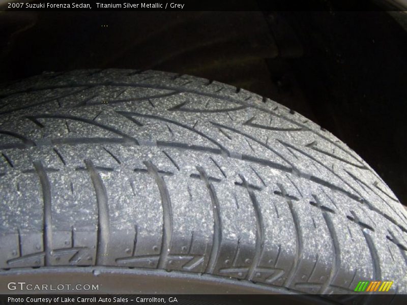 Titanium Silver Metallic / Grey 2007 Suzuki Forenza Sedan