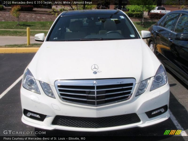 Arctic White / Almond Beige 2010 Mercedes-Benz E 350 Sedan
