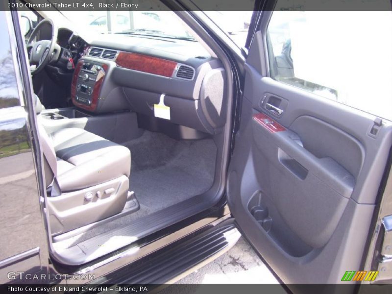 Black / Ebony 2010 Chevrolet Tahoe LT 4x4