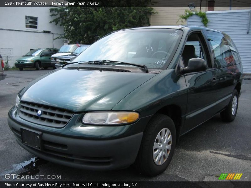 Forest Green Pearl / Gray 1997 Plymouth Voyager