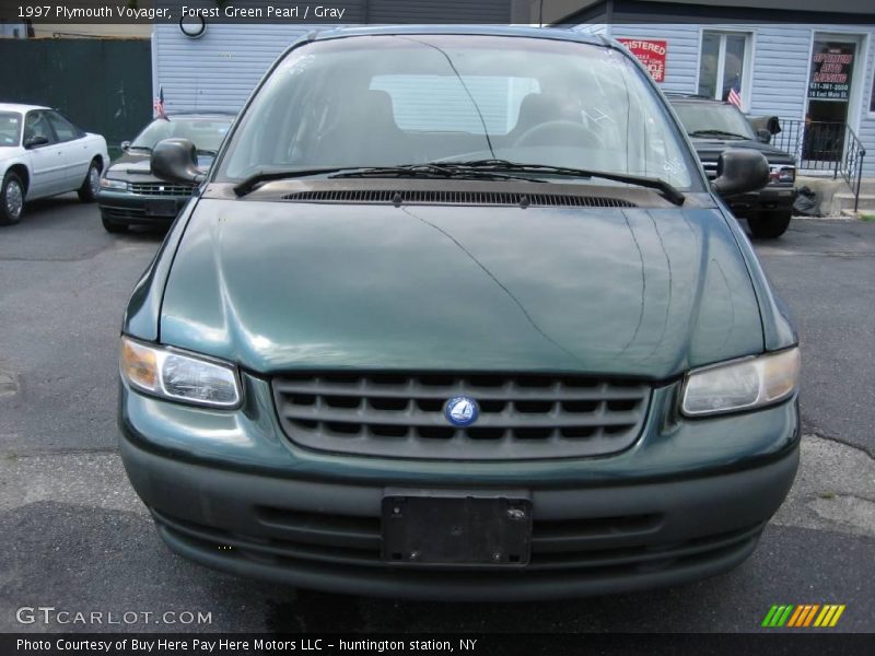 Forest Green Pearl / Gray 1997 Plymouth Voyager