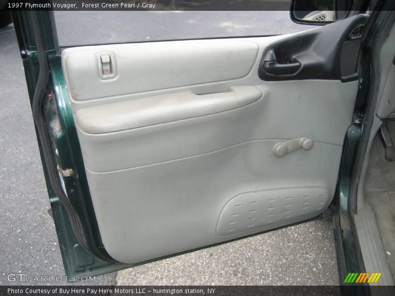 Forest Green Pearl / Gray 1997 Plymouth Voyager
