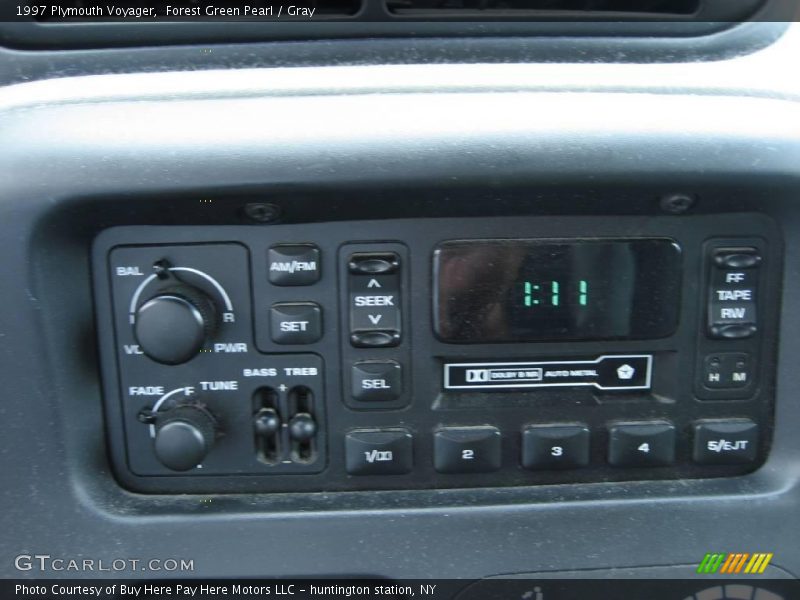 Forest Green Pearl / Gray 1997 Plymouth Voyager