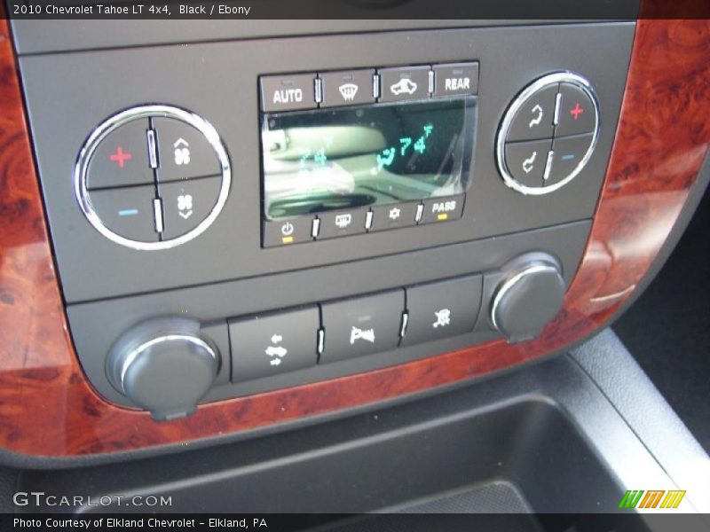 Black / Ebony 2010 Chevrolet Tahoe LT 4x4