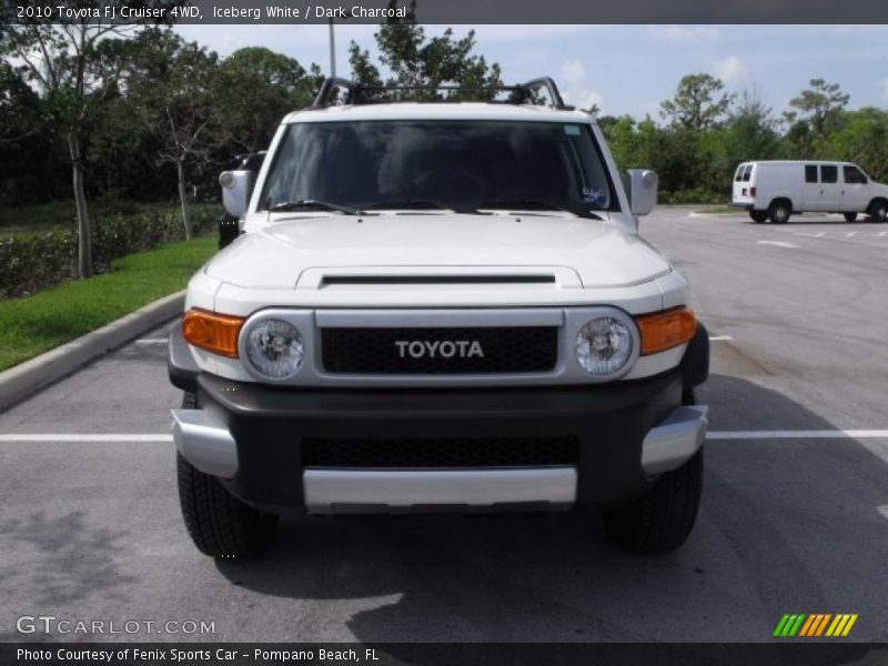 Iceberg White / Dark Charcoal 2010 Toyota FJ Cruiser 4WD