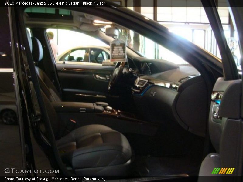 Black / Black 2010 Mercedes-Benz S 550 4Matic Sedan