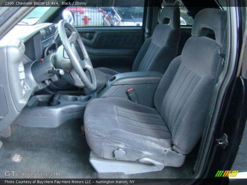 Black / Ebony 1995 Chevrolet Blazer LS 4x4
