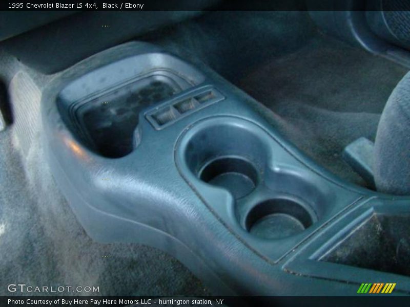 Black / Ebony 1995 Chevrolet Blazer LS 4x4