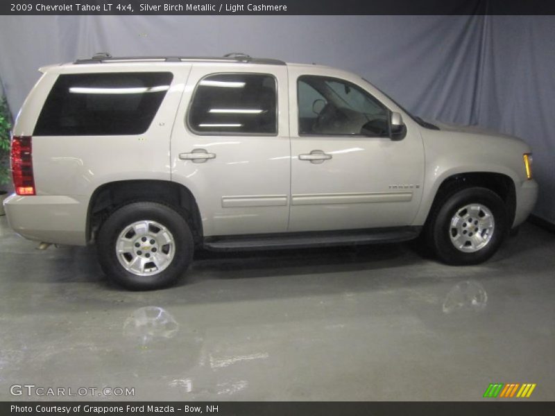 Silver Birch Metallic / Light Cashmere 2009 Chevrolet Tahoe LT 4x4