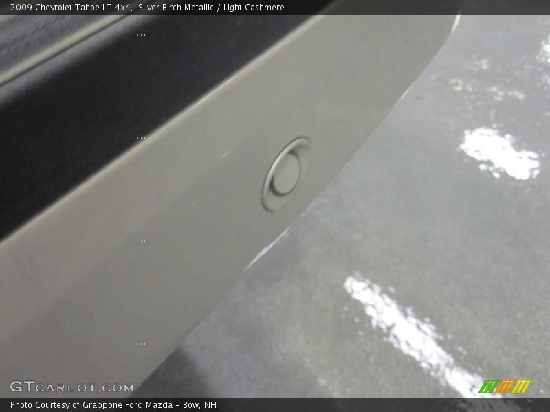Silver Birch Metallic / Light Cashmere 2009 Chevrolet Tahoe LT 4x4