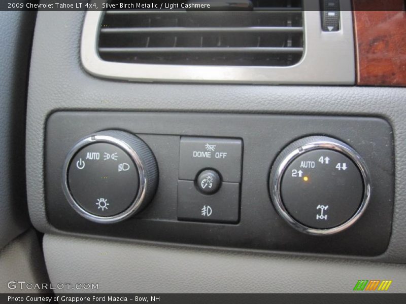Silver Birch Metallic / Light Cashmere 2009 Chevrolet Tahoe LT 4x4