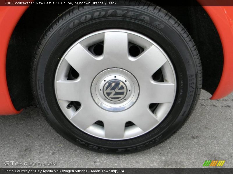 Sundown Orange / Black 2003 Volkswagen New Beetle GL Coupe