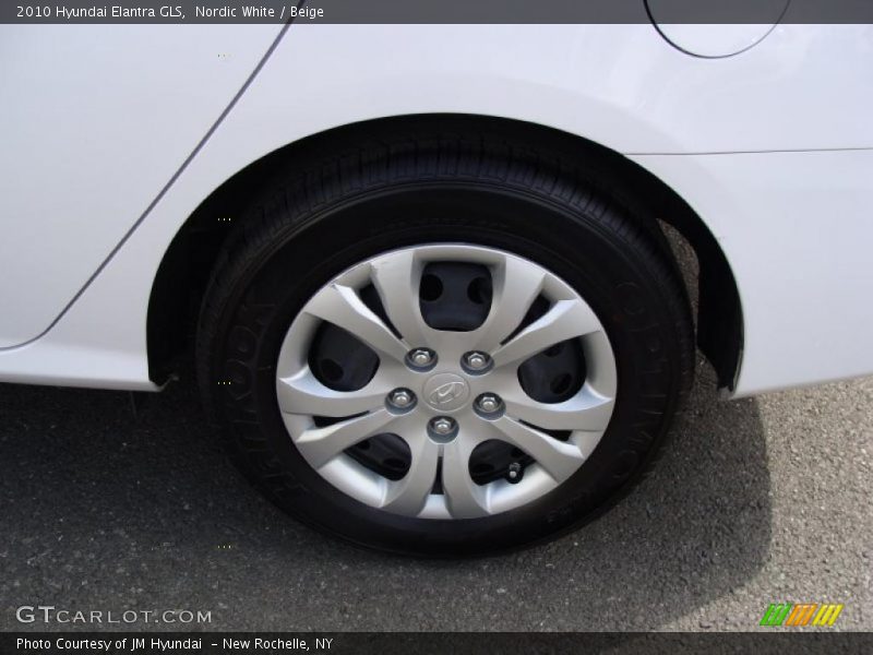 Nordic White / Beige 2010 Hyundai Elantra GLS