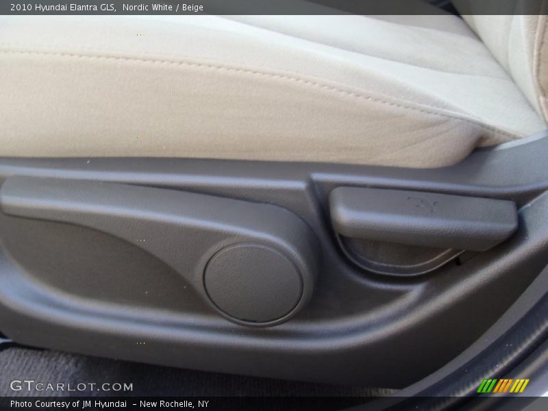 Nordic White / Beige 2010 Hyundai Elantra GLS