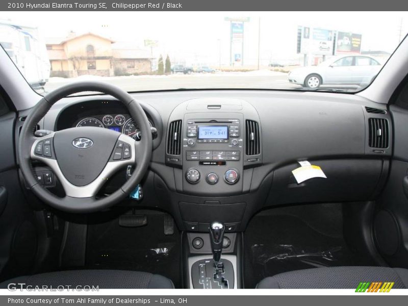 Chilipepper Red / Black 2010 Hyundai Elantra Touring SE