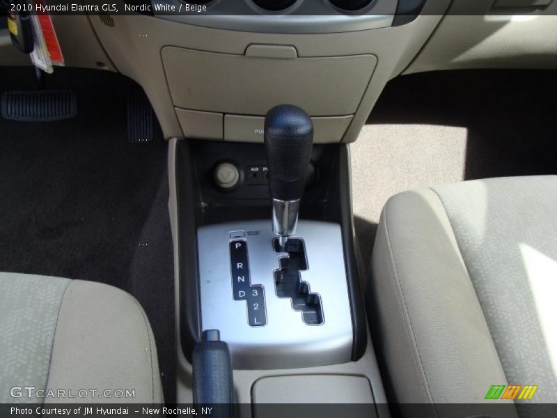 Nordic White / Beige 2010 Hyundai Elantra GLS