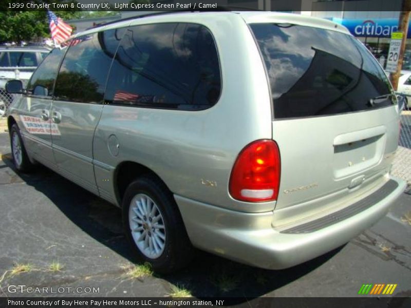 Light Cypress Green Pearl / Camel 1999 Chrysler Town & Country LX