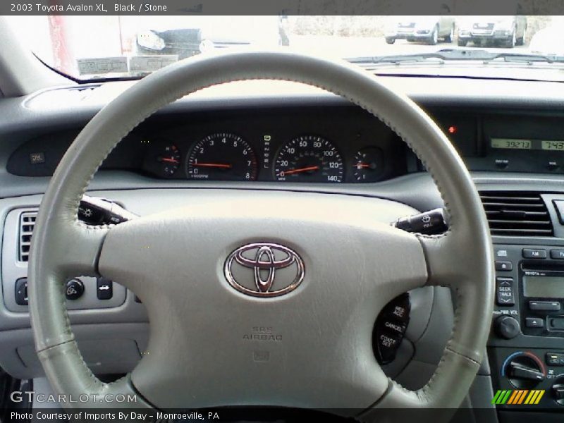 Black / Stone 2003 Toyota Avalon XL