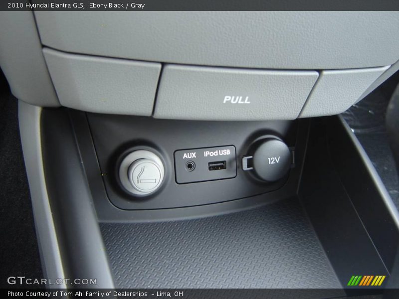 Ebony Black / Gray 2010 Hyundai Elantra GLS