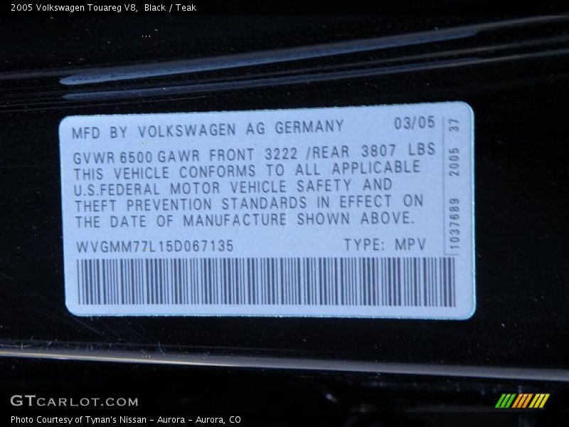 Black / Teak 2005 Volkswagen Touareg V8