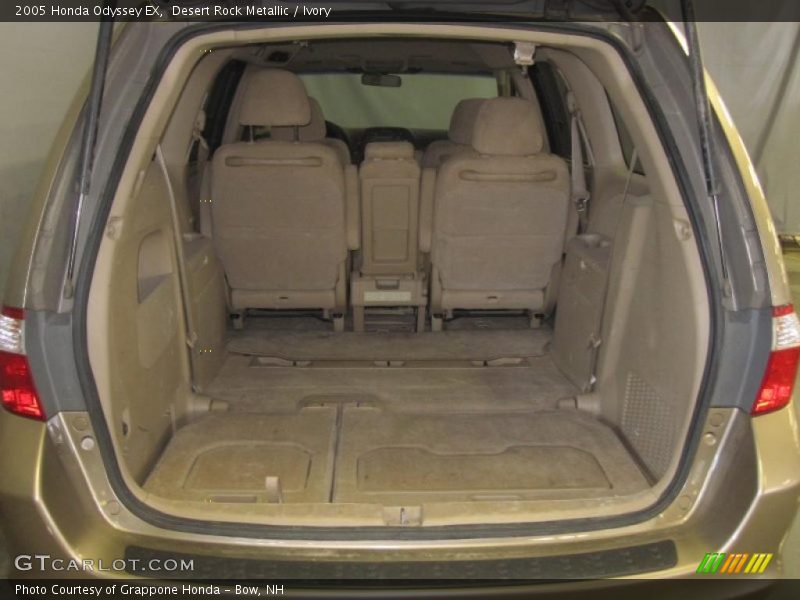 Desert Rock Metallic / Ivory 2005 Honda Odyssey EX