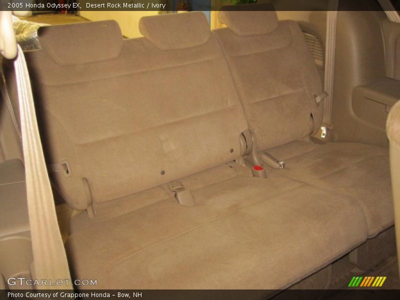 Desert Rock Metallic / Ivory 2005 Honda Odyssey EX