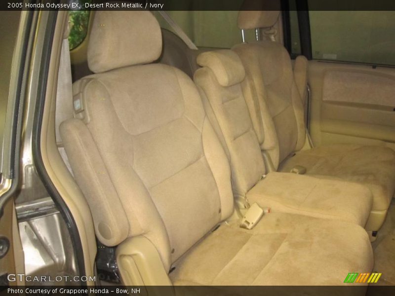 Desert Rock Metallic / Ivory 2005 Honda Odyssey EX