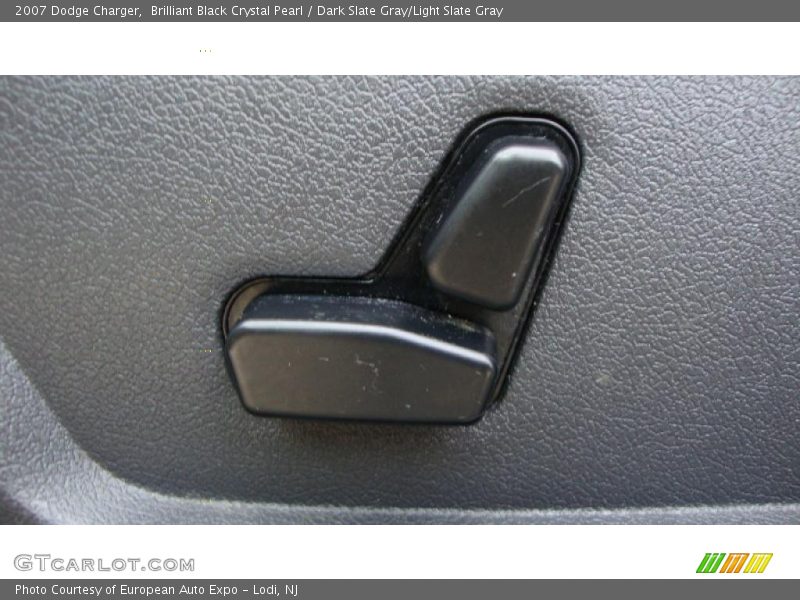Brilliant Black Crystal Pearl / Dark Slate Gray/Light Slate Gray 2007 Dodge Charger