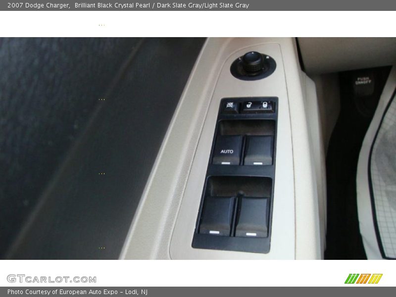 Brilliant Black Crystal Pearl / Dark Slate Gray/Light Slate Gray 2007 Dodge Charger