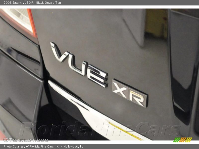 Black Onyx / Tan 2008 Saturn VUE XR