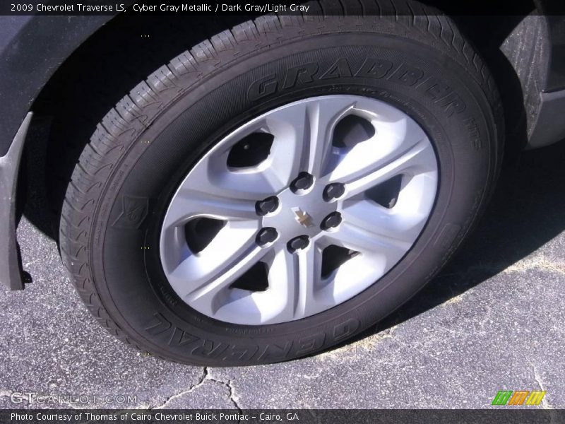 Cyber Gray Metallic / Dark Gray/Light Gray 2009 Chevrolet Traverse LS