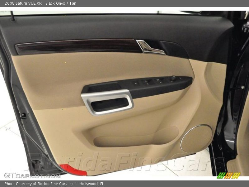 Black Onyx / Tan 2008 Saturn VUE XR