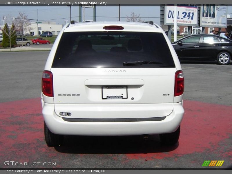 Stone White / Medium Slate Gray 2005 Dodge Caravan SXT