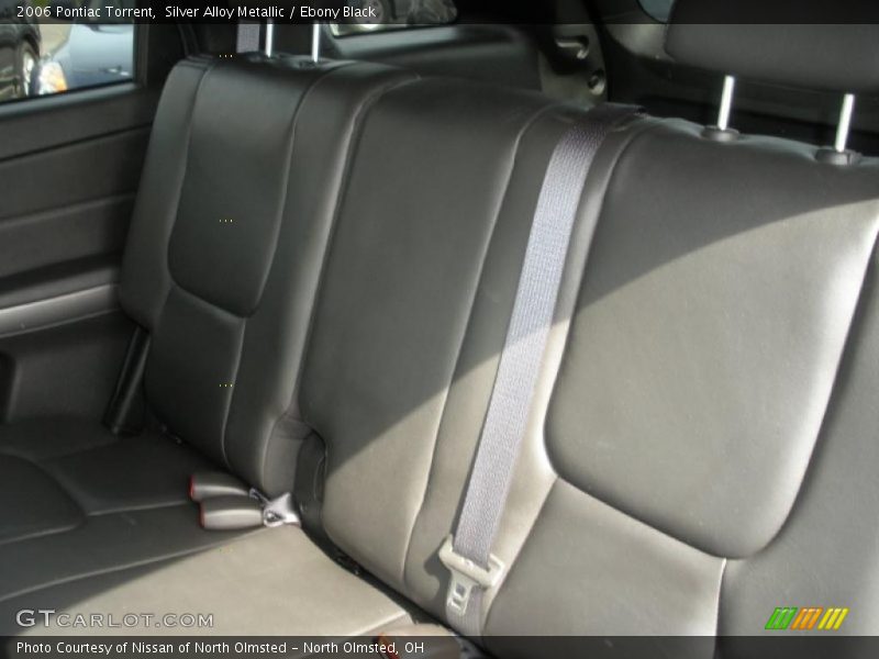 Silver Alloy Metallic / Ebony Black 2006 Pontiac Torrent