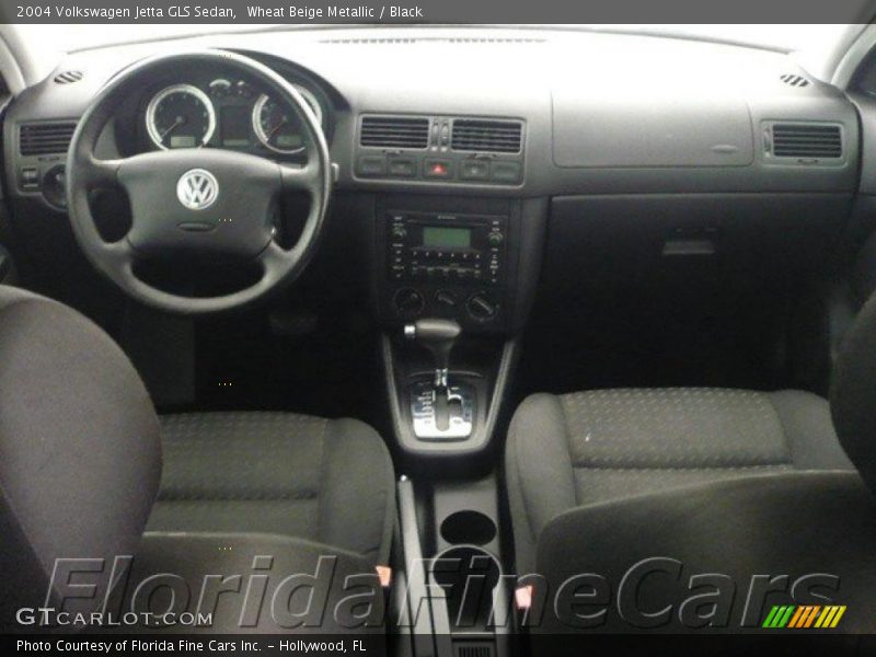 Wheat Beige Metallic / Black 2004 Volkswagen Jetta GLS Sedan