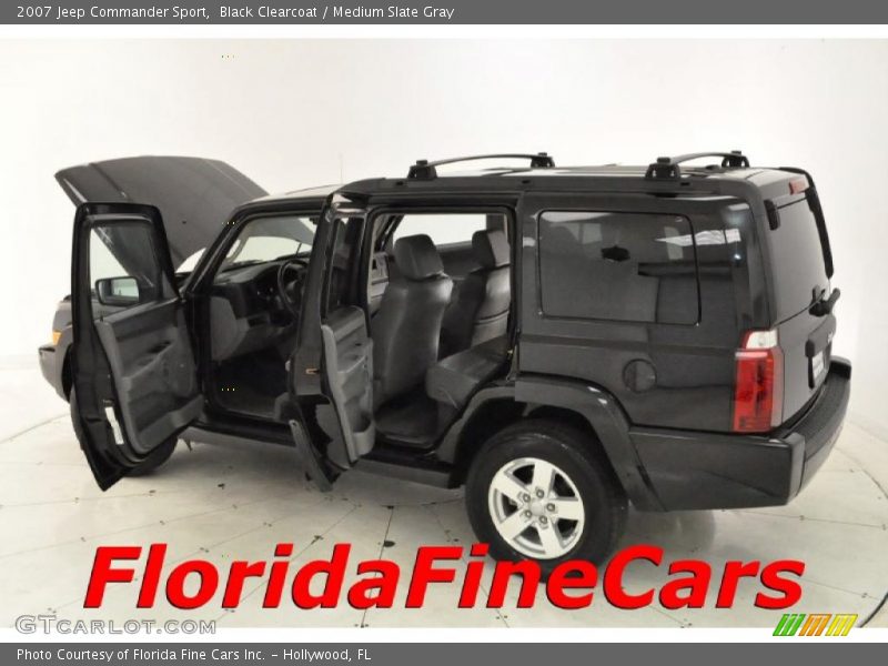 Black Clearcoat / Medium Slate Gray 2007 Jeep Commander Sport
