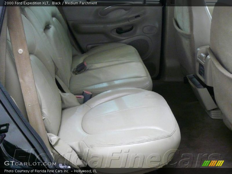 Black / Medium Parchment 2000 Ford Expedition XLT