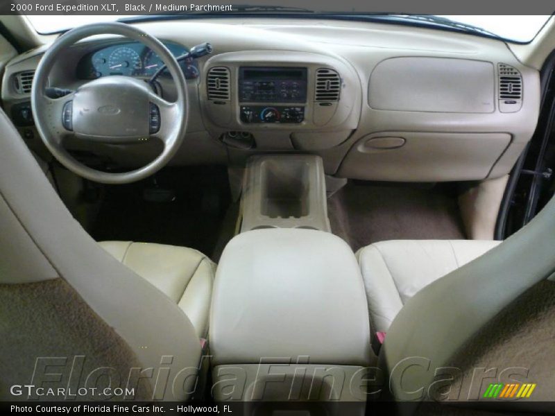 Black / Medium Parchment 2000 Ford Expedition XLT