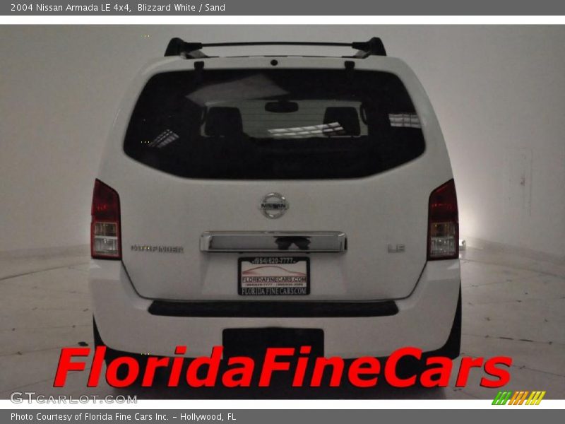 Blizzard White / Sand 2004 Nissan Armada LE 4x4