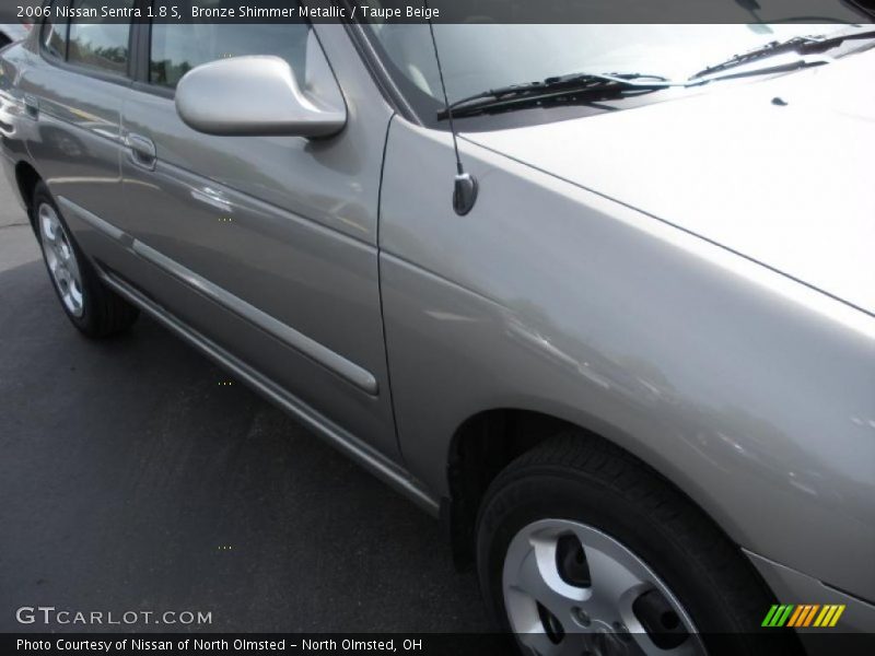 Bronze Shimmer Metallic / Taupe Beige 2006 Nissan Sentra 1.8 S