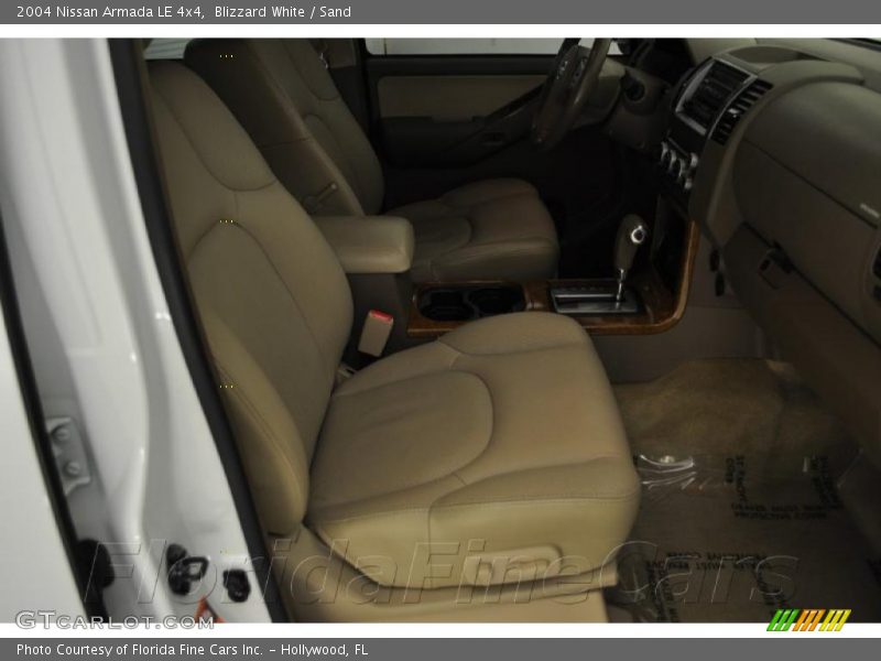 Blizzard White / Sand 2004 Nissan Armada LE 4x4