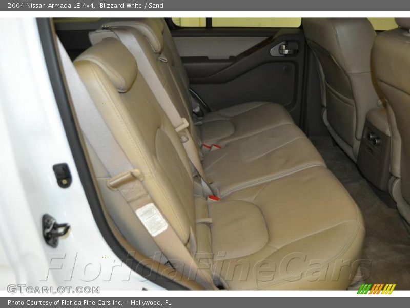 Blizzard White / Sand 2004 Nissan Armada LE 4x4