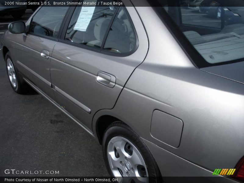 Bronze Shimmer Metallic / Taupe Beige 2006 Nissan Sentra 1.8 S