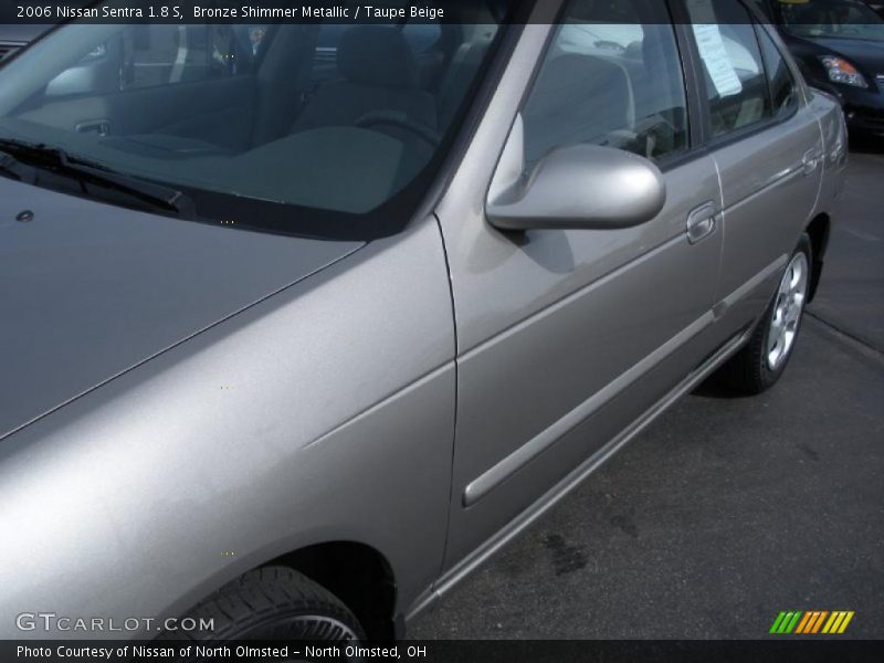 Bronze Shimmer Metallic / Taupe Beige 2006 Nissan Sentra 1.8 S