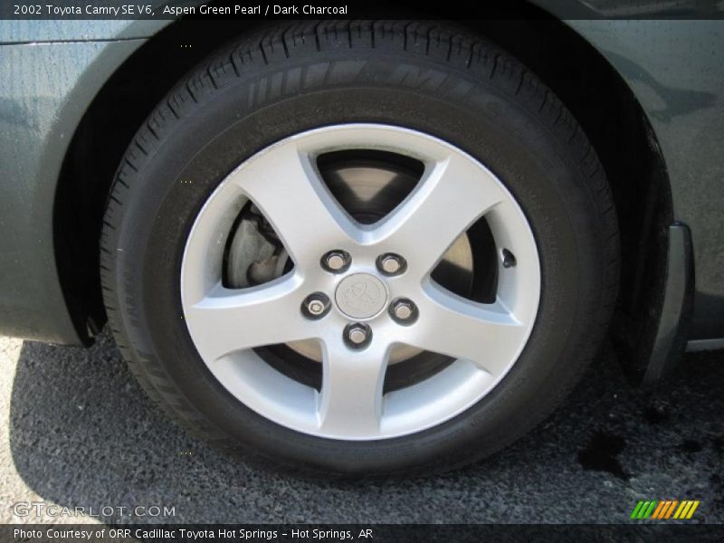 Aspen Green Pearl / Dark Charcoal 2002 Toyota Camry SE V6